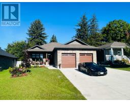 661 GLORIA STREET - 2