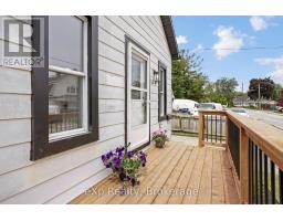 136 ADELAIDE STREET S - 4