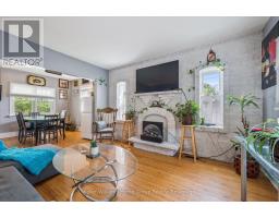 24 MCNAB STREET W - 29