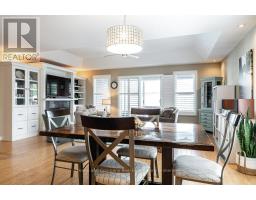 22 FINDLAY PLACE - 11
