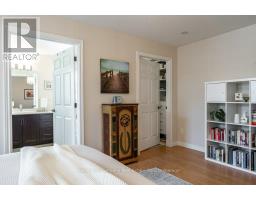 22 FINDLAY PLACE - 18