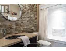 22 FINDLAY PLACE - 23
