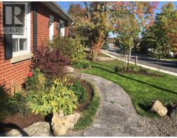 50 AMARANTH STREET W - 3