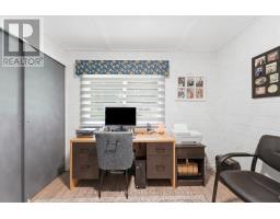 205 CHESTNUT DRIVE - 12