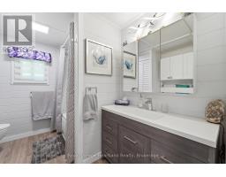205 CHESTNUT DRIVE - 14