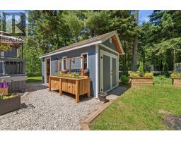 205 CHESTNUT DRIVE - 23