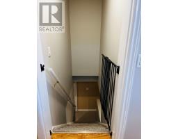459 RICHARD CRESCENT - 16