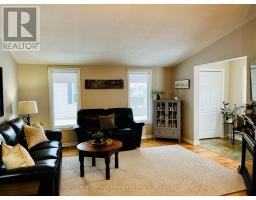459 RICHARD CRESCENT - 5