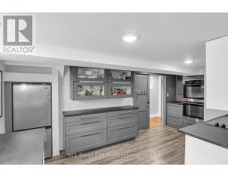 148 VICTORIA ROAD N - 25