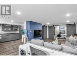 148 VICTORIA ROAD N - 26