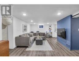148 VICTORIA ROAD N - 27