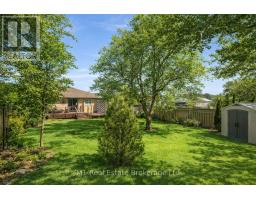 148 VICTORIA ROAD N - 36