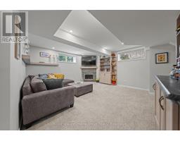 32 - 255 SUMMERFIELD DRIVE - 29
