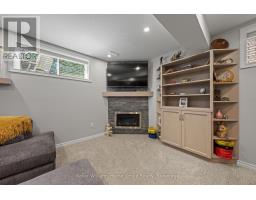 32 - 255 SUMMERFIELD DRIVE - 30