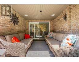 32 - 255 SUMMERFIELD DRIVE - 34