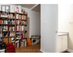 5 MOORE STREET - 27