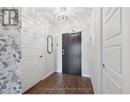 215 - 35 KINGSBURY SQUARE - 7