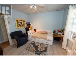 430 QUEEN STREET WEST STREET W - 2