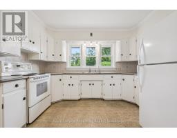 4 CAMPION AVENUE - 9