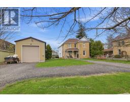 392010 GREY ROAD 109 - 1