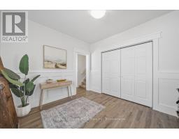 392010 GREY ROAD 109 - 23