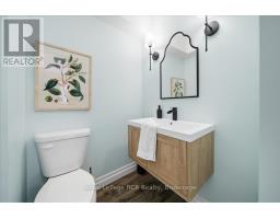 392010 GREY ROAD 109 - 25