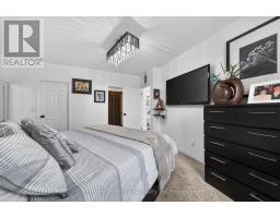 213 - 208 SILVERCREEK PARKWAY N - 21