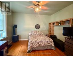612 COLBORNE STREET - 12