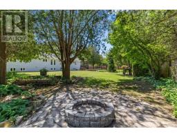 39 EASTWOOD CRESCENT - 41