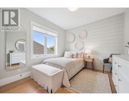 122 RIDGEVIEW DRIVE - 20