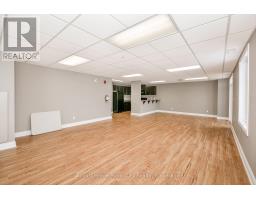 403 - 2 COLONIAL DRIVE - 28