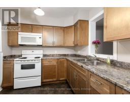 4 - UNIT 4 - 19 MAXWELL MAXWELL STREET E - 7