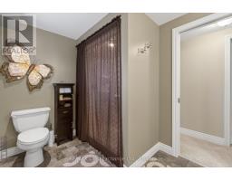 30 GOLF LINKS ROAD - 21