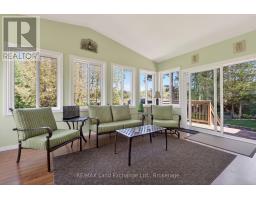 30 GOLF LINKS ROAD - 33