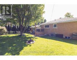 64 RAGLAN STREET W - 28