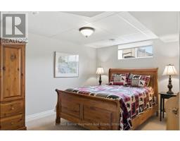 12 BROWN STREET S - 28