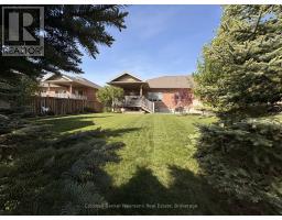 12 BROWN STREET S - 35