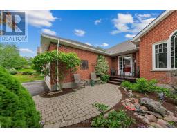 599 HARVEY STREET - 4