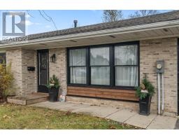 156 JOHN STREET N - 6