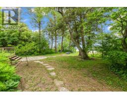 803 VICTORIA ROAD - 26