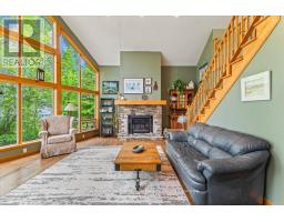 803 VICTORIA ROAD - 5