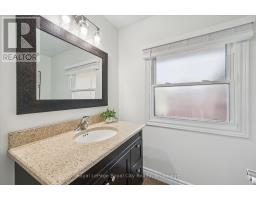 38 SHADYBROOK CRESCENT - 23