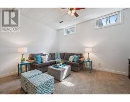 38 SHADYBROOK CRESCENT - 25