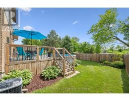 38 SHADYBROOK CRESCENT - 32