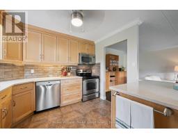 408 - 22 MARILYN DRIVE - 18