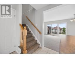 64 HASLER CRESCENT - 22