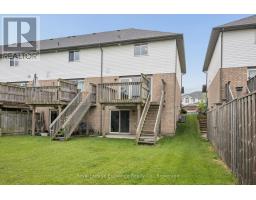 64 HASLER CRESCENT - 37