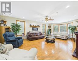 38 WHITECHURCH STREET - 4