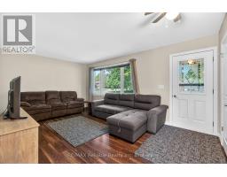 182 JARVIS STREET S - 3