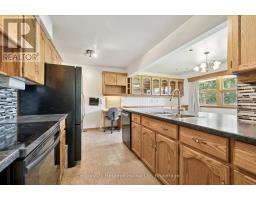 470 CAMERON STREET - 15
